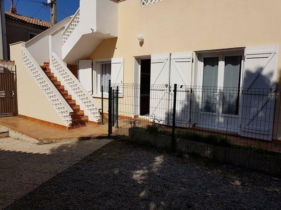 Appartement Location saisonnière à Coursan Extérieur photo