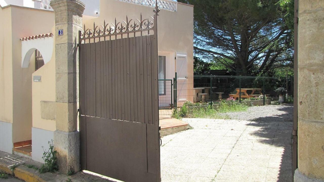 Appartement Location saisonnière à Coursan Extérieur photo